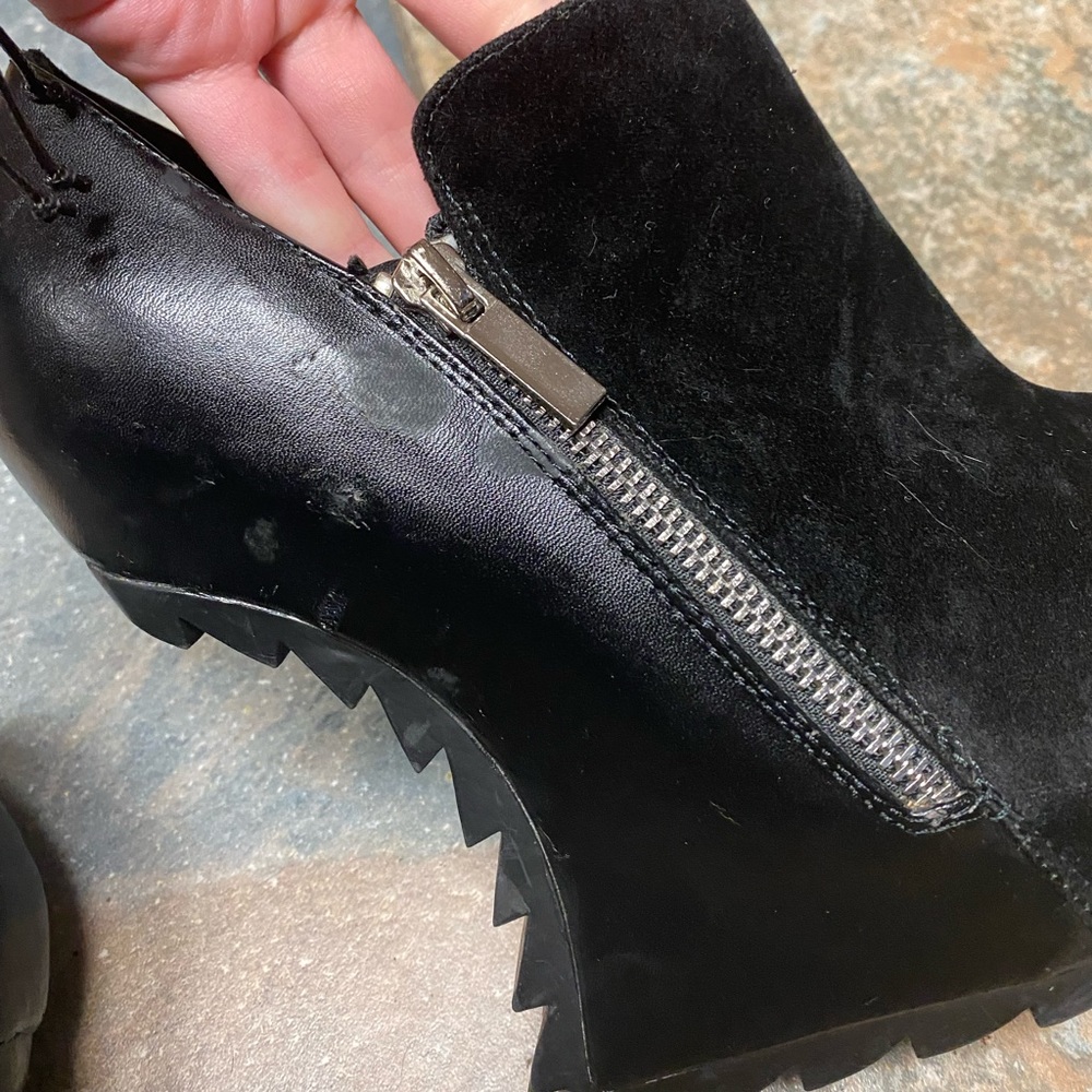 Heelless Black Velvet Faux Leather Wedge Booties - Picture 8 of 13